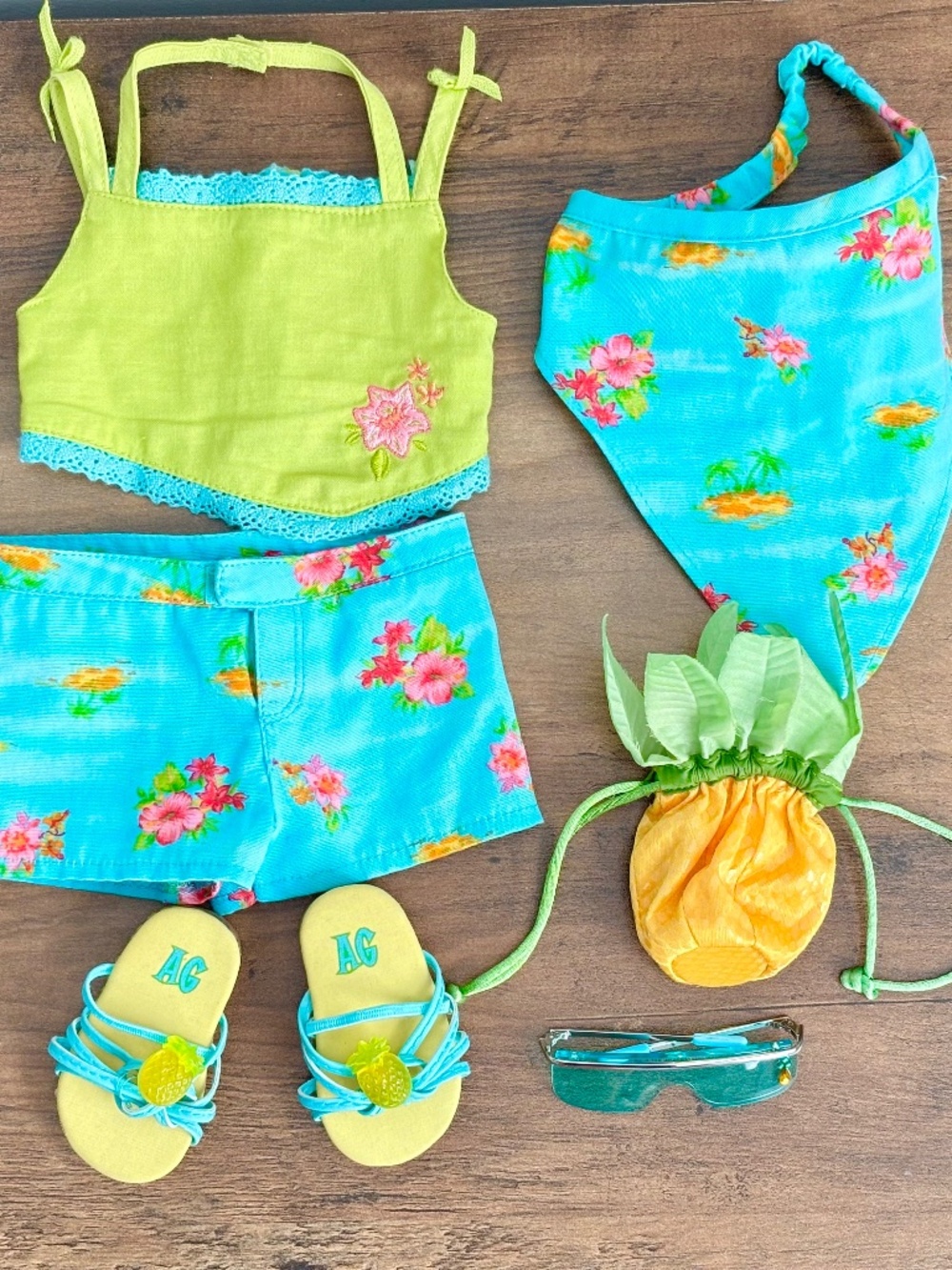 Retired American Girl Doll Tropical Breezes Outfit Sunglasses 2004 COMPLETE SET